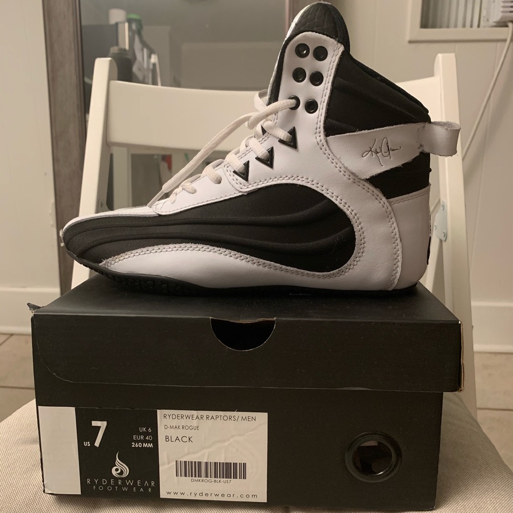 Bodybuilding/weightlifting Shoes. Ryder Wear